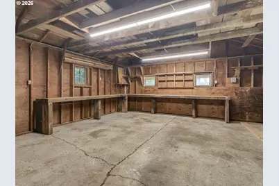 307 NE 10th St, McMinnville, OR 97128 - Photo 42