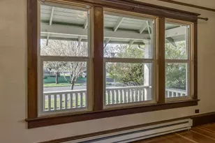 307 NE 10th St, McMinnville, OR 97128 - Photo 12