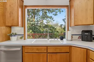 4249 Riverview Dr, West Linn, OR 97068 - Photo 8