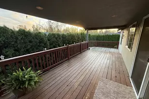 2242 N M St, Washougal, WA 98671 - Photo 34