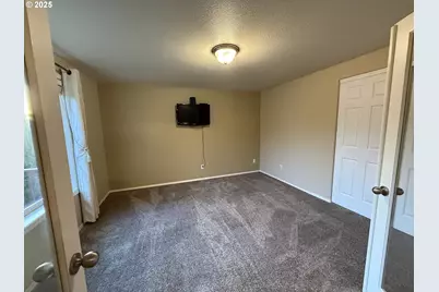 2242 N M St, Washougal, WA 98671 - Photo 28