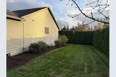 2242 N M St, Washougal, WA 98671 - Photo 4
