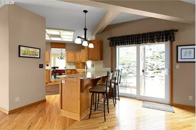 2867 NW Kline St, Roseburg, OR 97471 - Photo 16