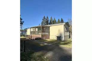 2009 Lewis River Rd, Woodland, WA 98674 - Photo 4