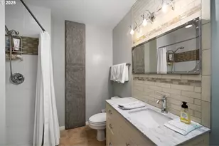 1030 NW 12th Ave, Portland, OR 97209 - Photo 24