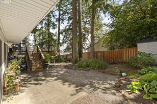 2910 Carriage Way, West Linn, OR 97068 - Photo 34
