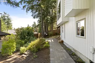 2910 Carriage Way, West Linn, OR 97068 - Photo 42
