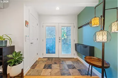 7302 N New York Ave #2, Portland, OR 97203 - Photo 8