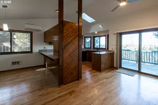 992 Sunset Dr, Springfield, OR 97477 - Photo 14