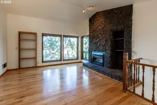 992 Sunset Dr, Springfield, OR 97477 - Photo 8