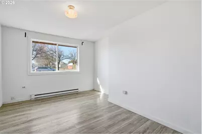 108 W 1st St, Canby, OR 97013 - Photo 16