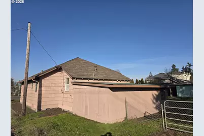 108 W 1st St, Canby, OR 97013 - Photo 26