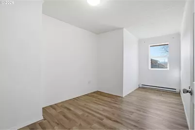 108 W 1st St, Canby, OR 97013 - Photo 18