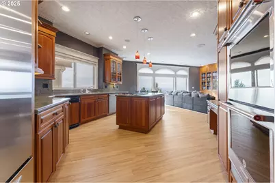 9120 NW Wiley Ln, Portland, OR 97229 - Photo 20