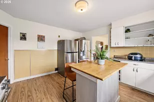7 Klaskanine Ave, Astoria, OR 97103 - Photo 24