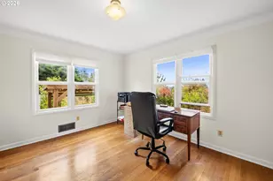 7 Klaskanine Ave, Astoria, OR 97103 - Photo 20