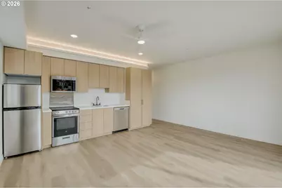 6375 N Lombard St, Portland, OR 97203 - Photo 10