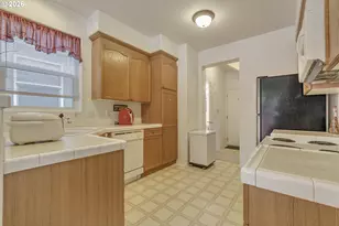20319 SW Verona Ct, Beaverton, OR 97003 - Photo 14