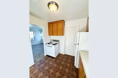 105 Maple Blvd, Wood Village, OR 97060 - Photo 24