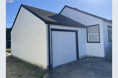 105 Maple Blvd, Wood Village, OR 97060 - Photo 20