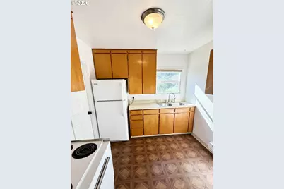 105 Maple Blvd, Wood Village, OR 97060 - Photo 22