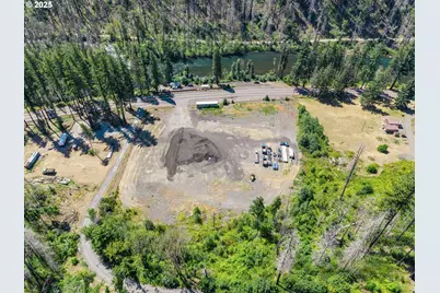 50389 McKenzie Hwy, Vida, OR 97488 - Photo 2