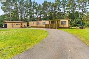 4835 Gloria Gayle Way, Florence, OR 97439 - Photo 2