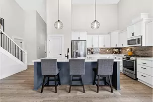 7091 Watson Creek St SE, Salem, OR 97306 - Photo 6