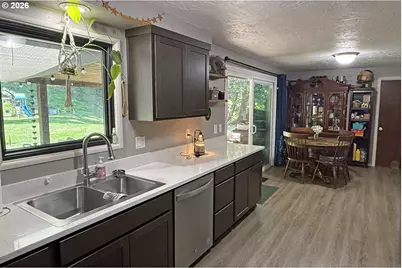 37999 Green Ln, Marcola, OR 97454 - Photo 6