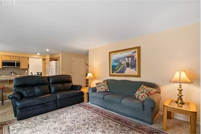 3010 SW Phyllis Dr, Gresham, OR 97080 - Photo 18