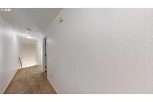 9615 SE Center Ct, Portland, OR 97266 - Photo 16