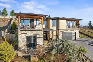 257 Curtis Dr, Longview, WA 98632 - Photo 2