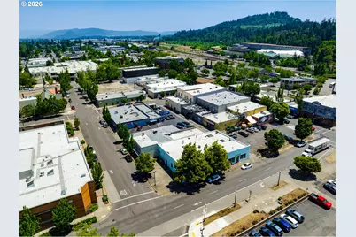 325 A St, Springfield, OR 97477 - Photo 20
