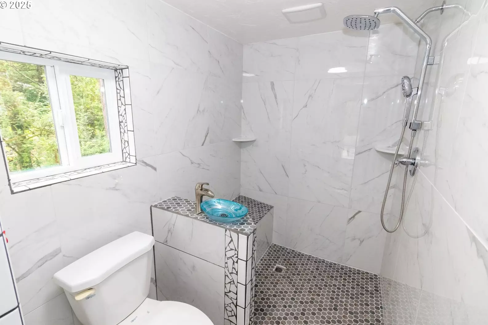 オッシー様　2-17,4-37,7-98 China 2014 Panda 1 oz Silver Coin - NGC MS-69 Early Release