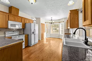 6540 B St, Springfield, OR 97478 - Photo 8