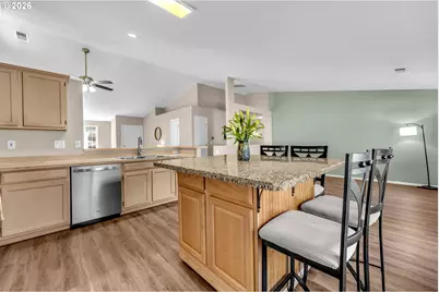 9809 NE 41st Ave, Vancouver, WA 98665 - Photo 8