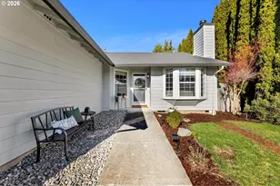 9809 NE 41st Ave, Vancouver, WA 98665 - Photo 2
