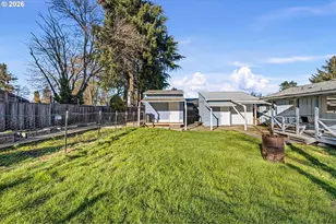 1562 Philip St, Eugene, OR 97402 - Photo 20