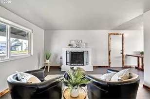 1562 Philip St, Eugene, OR 97402 - Photo 4