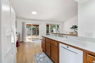 16822 SE Equestrian Way, Portland, OR 97236 - Photo 10