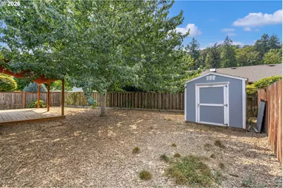 16822 SE Equestrian Way, Portland, OR 97236 - Photo 40