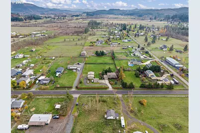 32968 Camas Swale Rd, Creswell, OR 97426 - Photo 40