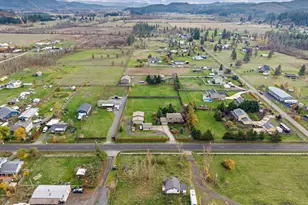 32968 Camas Swale Rd, Creswell, OR 97426 - Photo 40