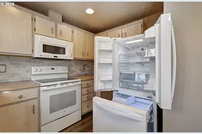 4000 NE 109th Ave #248, Vancouver, WA 98682 - Photo 12