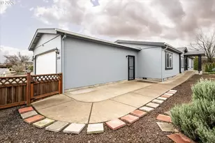 2569 Maia Loop, Springfield, OR 97477 - Photo 30