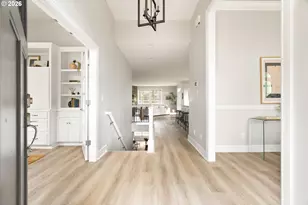 930 SW Skyline Blvd, Portland, OR 97221 - Photo 4