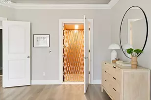 930 SW Skyline Blvd, Portland, OR 97221 - Photo 24