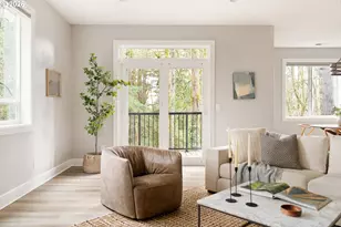 930 SW Skyline Blvd, Portland, OR 97221 - Photo 12