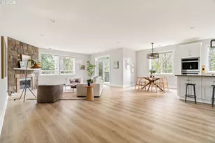 930 SW Skyline Blvd, Portland, OR 97221 - Photo 10