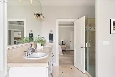 930 SW Skyline Blvd, Portland, OR 97221 - Photo 22